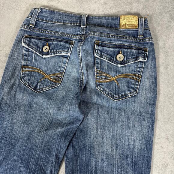 L.E.I. Junior Bootcut Flare Denim Medium Wash Jeans - Size: 7 Long - Picture 8 of 9